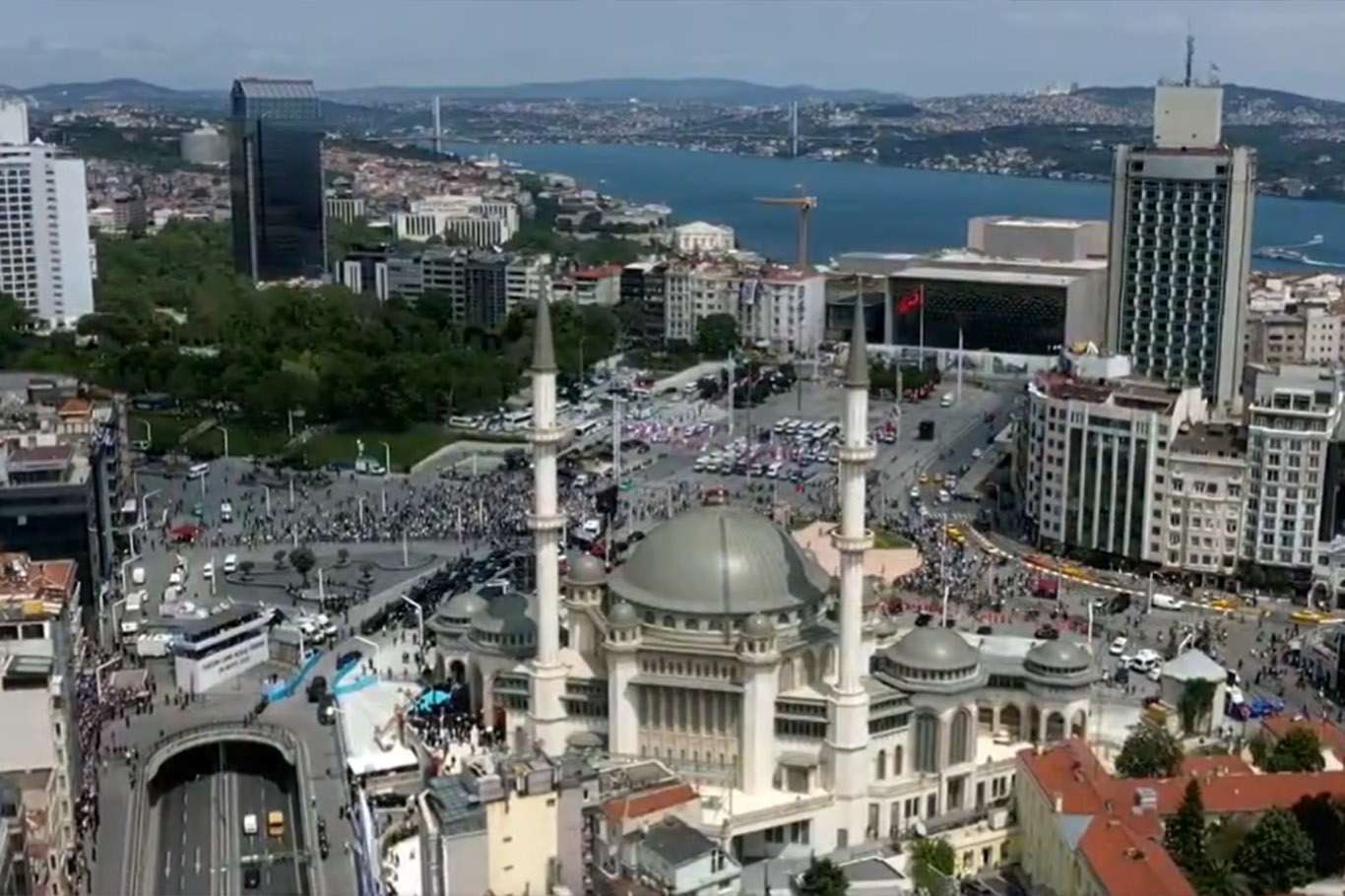 Cumhurbaşkanı Erdoğan Taksim Camii açılışında konuştu: Milletimiz 150 yıllık hayaline kavuştu Cumhurbaşkanı Erdoğan Taksim Camii açılışında konuştu: Milletimiz 150 yıllık hayaline kavuştu